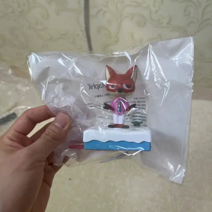 [BUNJANG] Zootopia Cetaphil Nick Wilde Spoon Holder / 주토피아 세타필 스피츌라 닉 와일드 스푼홀더