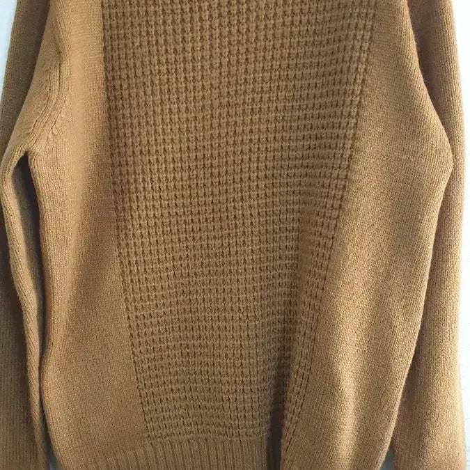 [BUNJANG] HUM Brown Knit Sweater / HUM  브라운 니트 스웨터