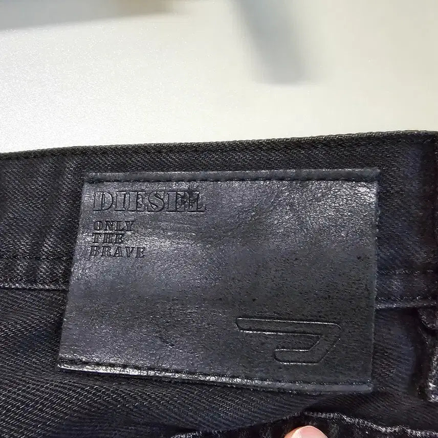 [BUNJANG] Diesel Black Denim Jeans / 디젤 블랙 데님 청바지 30~31