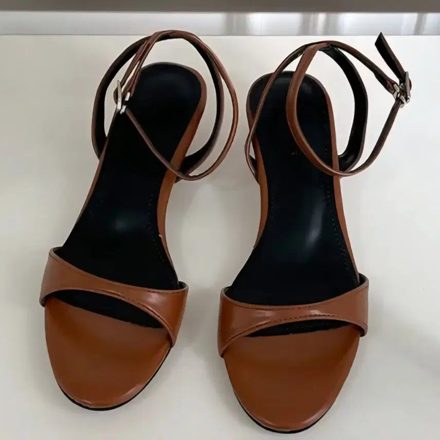 [BUNJANG] Kitten Heel Sandals / 새제품)키튼힐 샌들