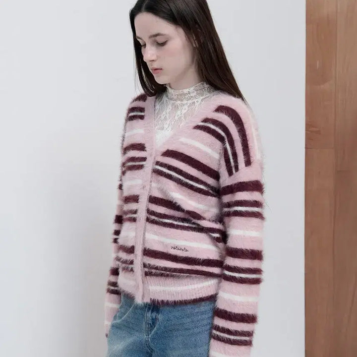 [BUNJANG] Rola Rola Fluffy Stripe Cardigan / 로라로라 플러피 스트라이프 가디건