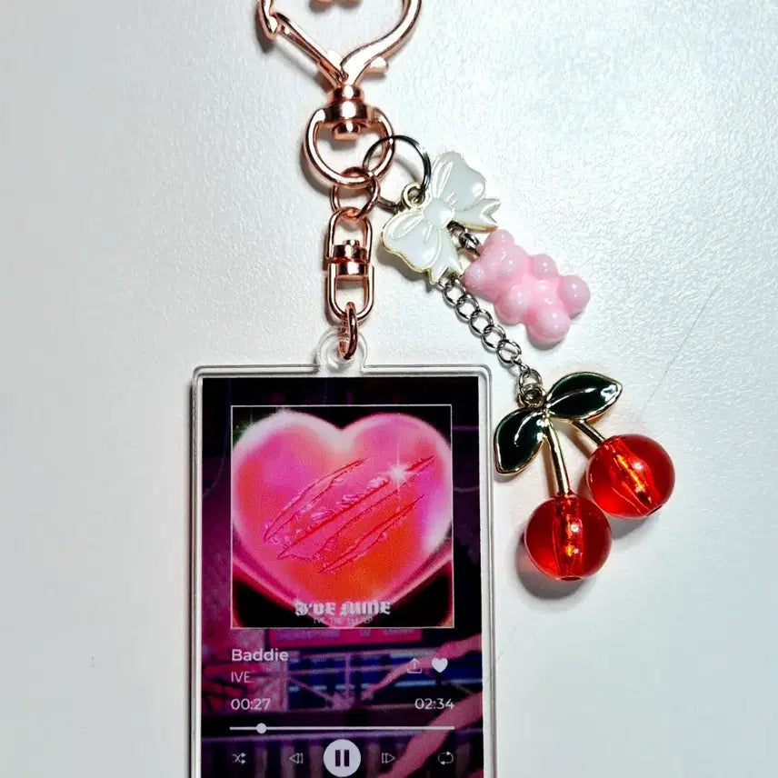 [BUNJANG] Various Artists Acrylic Keyring / 에스파 지디 방탄 아이브 플레이브 플레이리스트 아크릴 키링