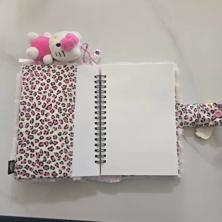 [BUNJANG] Kitty Diary & Book Cover Bundle Set / 키티 다이어리&북커버 키링 일괄