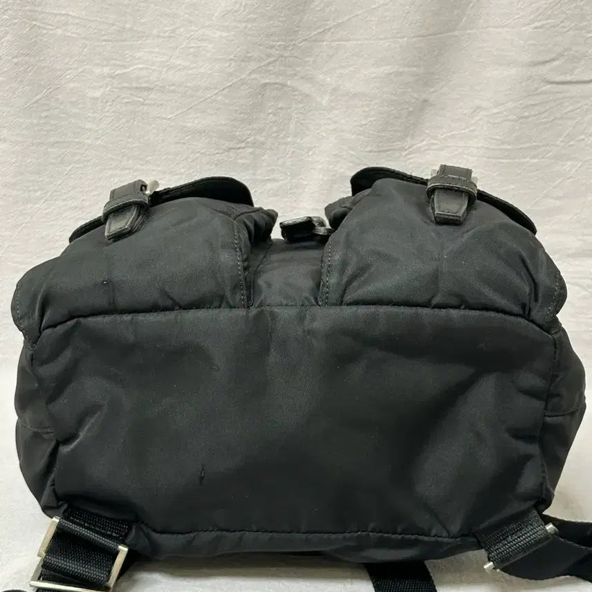 [BUNJANG] Prada Two-Pocket Nylon Pocono Backpack Small / 프라다 투포켓 나일론 포코노 백팩 스몰