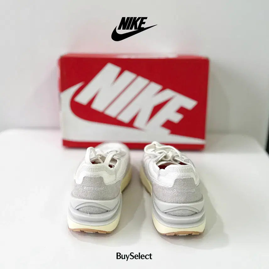 [BUNJANG] Nike W Waffle One Vintage White Gray Sneakers / [새상품/바로배송/100%정품] 나이키 W 와플 원 빈티지 화이트 그레이