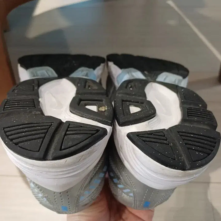 [BUNJANG] Nike Initiator Women's Sneakers 240 / 나이키 여성 이니시에이터 240