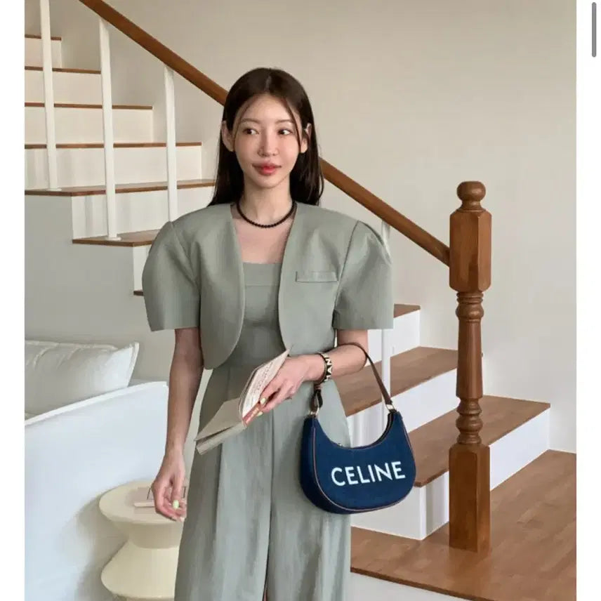 [BUNJANG] Reve City Cropped Jacket / 레브시티 크롭자켓