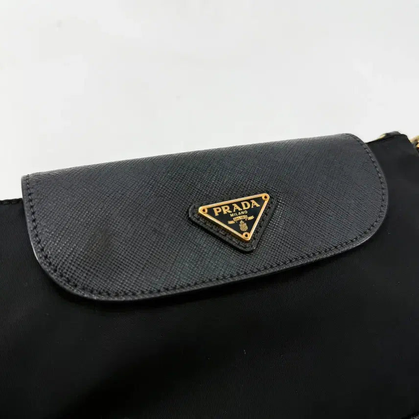 [BUNJANG] Prada Saffiano Tessuto Triangle Logo Chain Crossbody Bag / 프라다 사피아노 테수토 삼각로고 체인 크로스백 1bh085