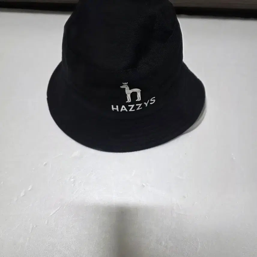 [BUNJANG] Hazzys Bucket Hat / 헤지스 블랙 버킷햇  사이즈 54정도  남 여공용