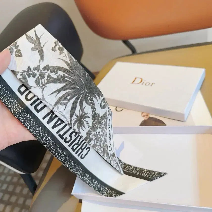 [BUNJANG] Dior Silk Scarf / 디올 실크 스카프