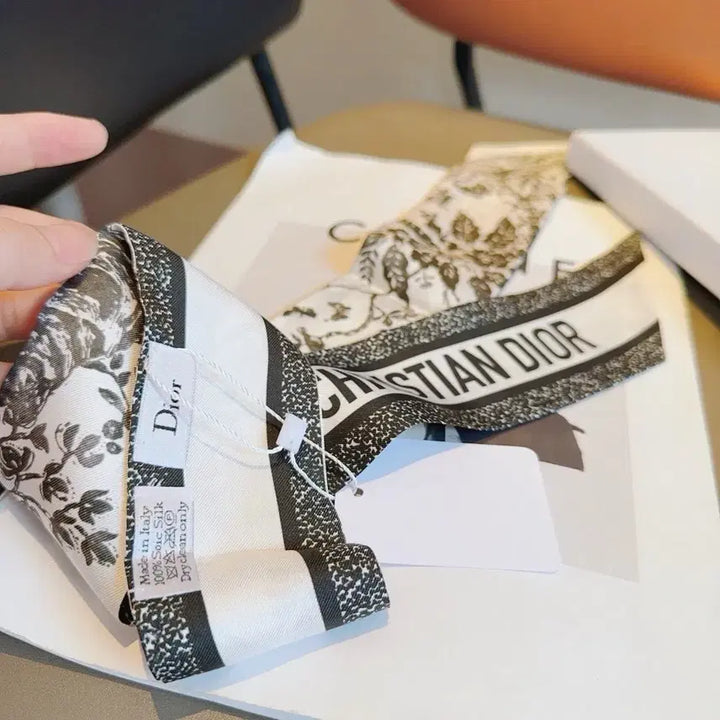 [BUNJANG] Dior Silk Scarf / 디올 실크 스카프