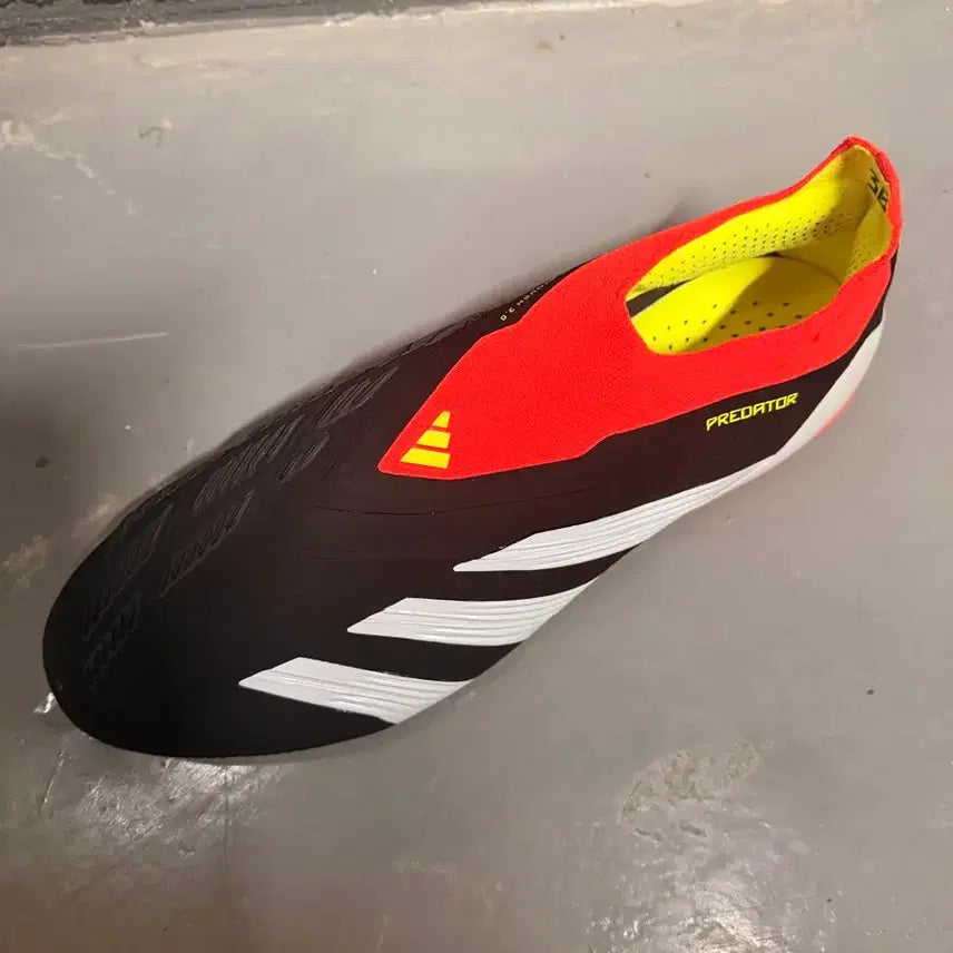 [BUNJANG] Adidas Predator Elite AG Soccer Cleats 285mm / 아이다스 프레데터 엘리트 AG 285mm