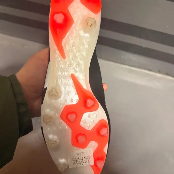 [BUNJANG] Adidas Predator Elite AG Soccer Cleats 285mm / 아이다스 프레데터 엘리트 AG 285mm