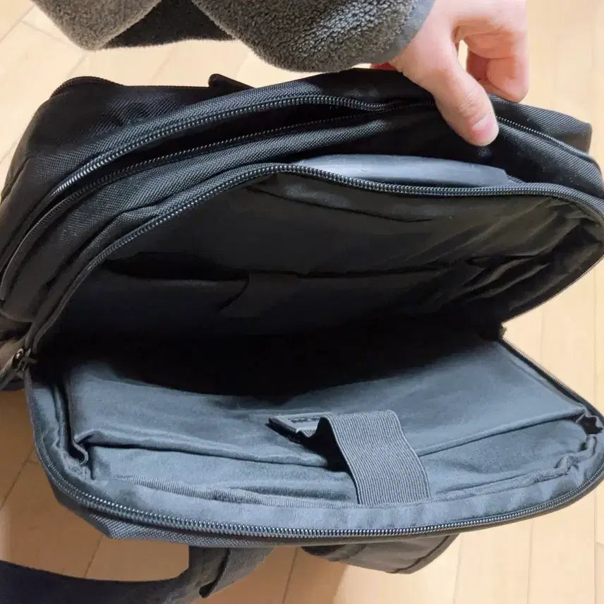 [BUNJANG] Lexon Laptop Backpack / [새상품] Lexon 렉슨 노트북 가방 백팩
