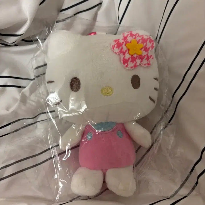 [BUNJANG] Hello Kitty Doll Keychain Shopping Bag / 헬로키티 키링 장바구니 새상품