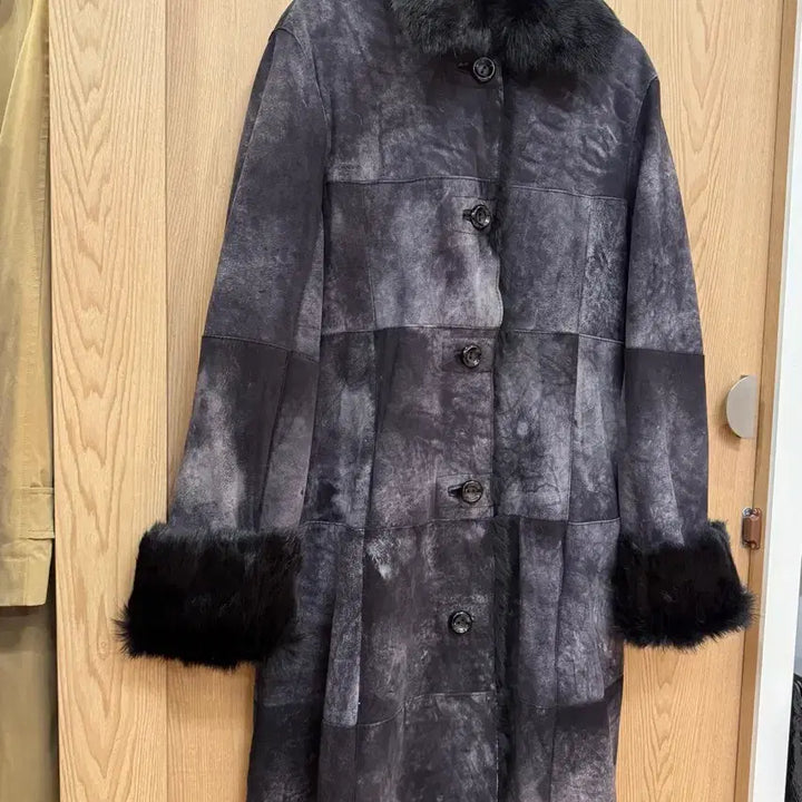 [BUNJANG] Vintage Rabbit Fur Trimmed Mustang Coat L Size / 빈티지퍼롱무스탕 퍼트리밍무스탕코트L
