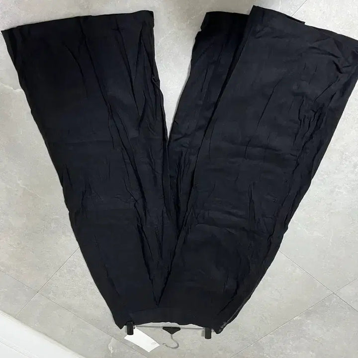[BUNJANG] Uanoia Black Linen Wide Long Slacks / 유노이아 블랙 린넨 와이드 롱 슬랙스