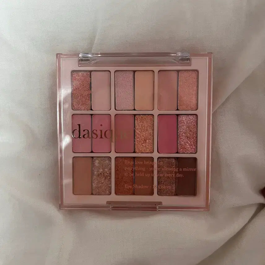 [SOLD OUT] 데이지크 썸머코랄 팔레트