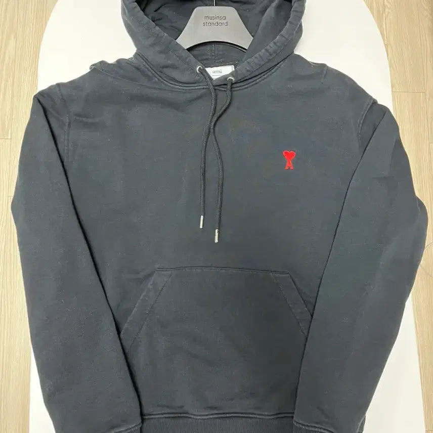 [BUNJANG] AMI Black Hoodie L / AMI 아미 블랙 후드 L