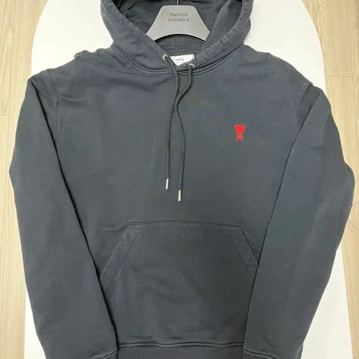 [BUNJANG] AMI Black Hoodie L / AMI 아미 블랙 후드 L