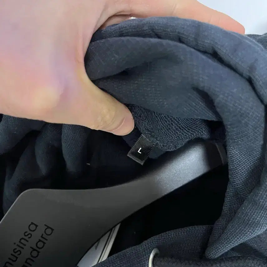 [BUNJANG] AMI Black Hoodie L / AMI 아미 블랙 후드 L