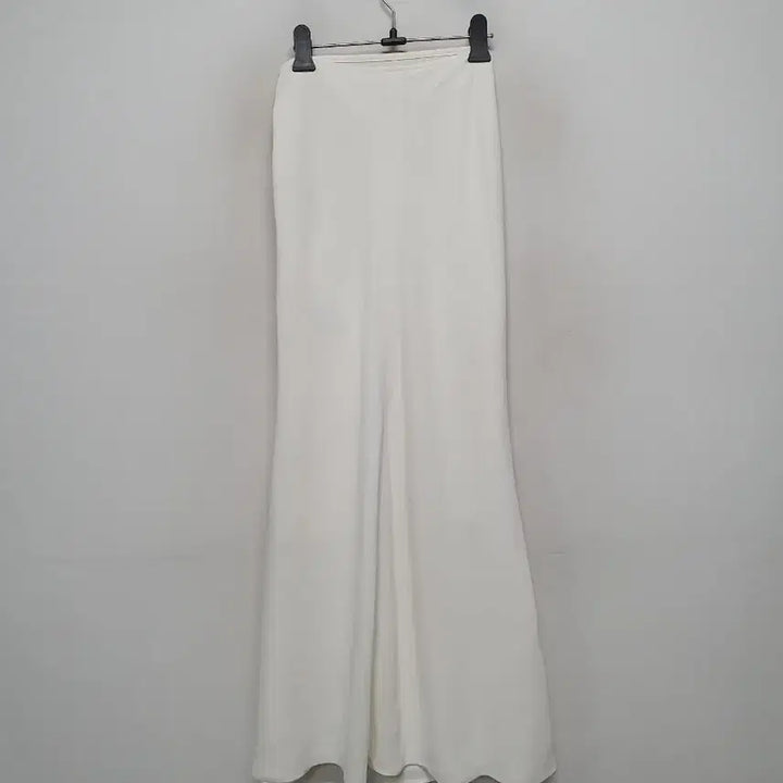 [BUNJANG] Egoist Skirt / 에고이스트 스커트