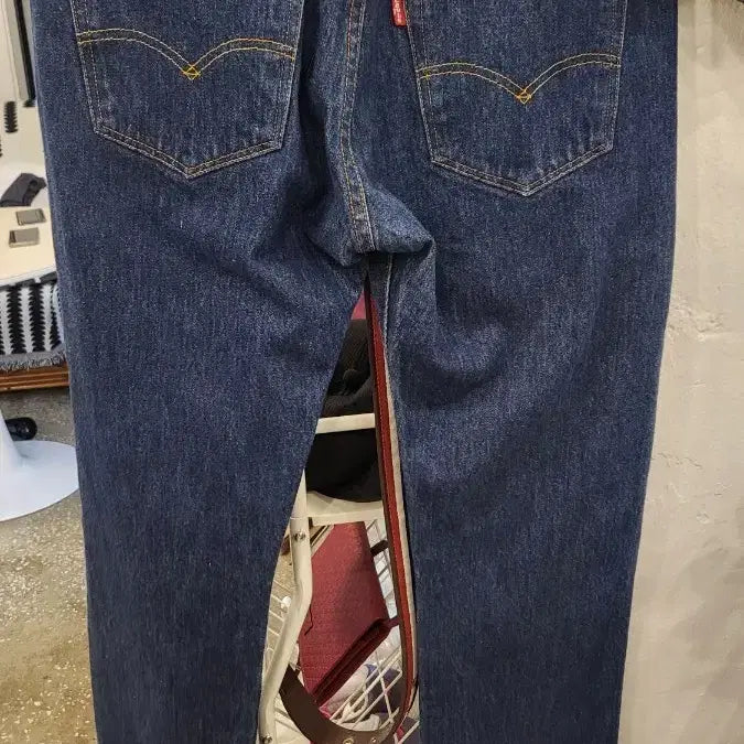 [BUNJANG] Levi's 501 Jeans (33/30) / 리바이스 501 청바지 (33/30)