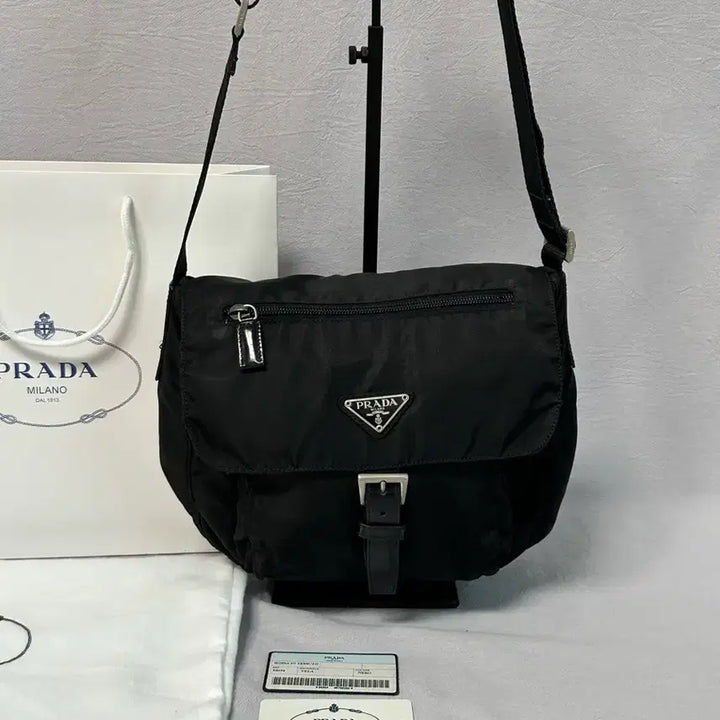 [BUNJANG] Prada Pocono Nylon Buckle Crossbody Bag / (풀구성) 프라다 나일론 버클 크로스백 포코노 주우재백