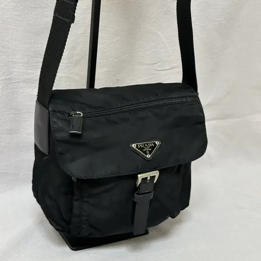 [BUNJANG] Prada Pocono Nylon Buckle Crossbody Bag / (풀구성) 프라다 나일론 버클 크로스백 포코노 주우재백
