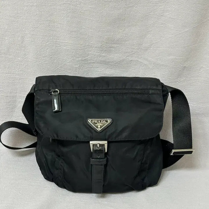 [BUNJANG] Prada Pocono Nylon Buckle Crossbody Bag / (풀구성) 프라다 나일론 버클 크로스백 포코노 주우재백