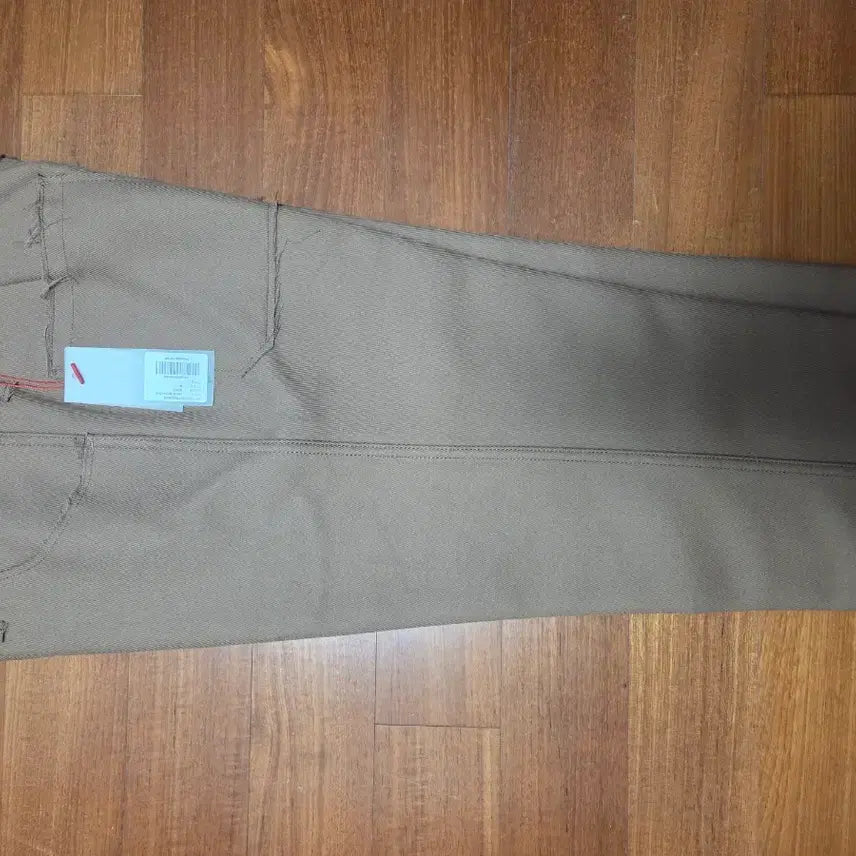 [BUNJANG] Birthday Suit Unfinished Trousers (Beige) M / 벌스데이수트 UNFINISHED TROUSERS(BEIGE) M