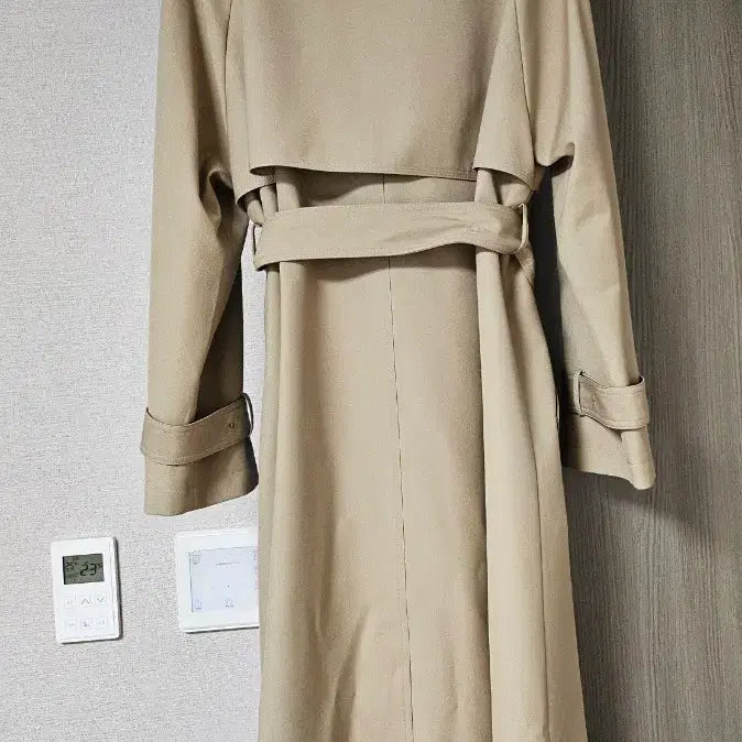 [BUNJANG] Women's Long Trench Coat / 여성 트렌치 코트