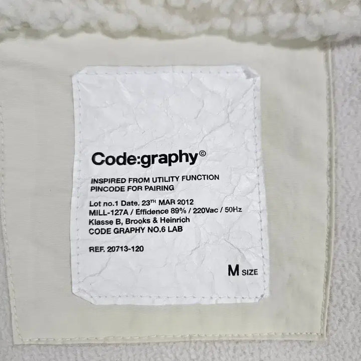 [BUNJANG] Code:graphy Ppo-geul-i Ddukbokki Coat M / [Code:graphy] 코드그라피 뽀글이 떡볶이코트 M