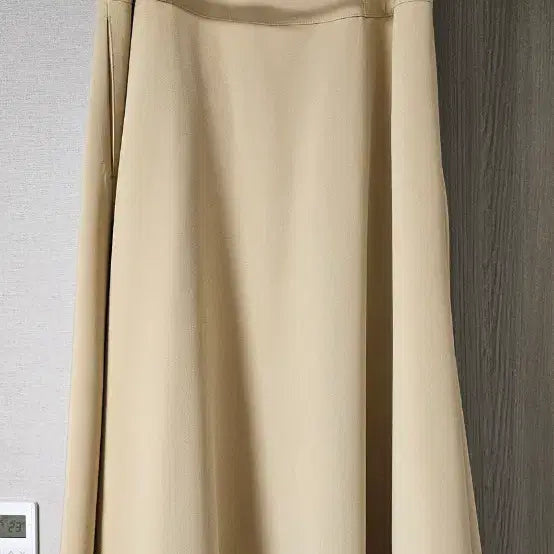[BUNJANG] Long Beige Skirt / 여성 간절기 롱 스커트