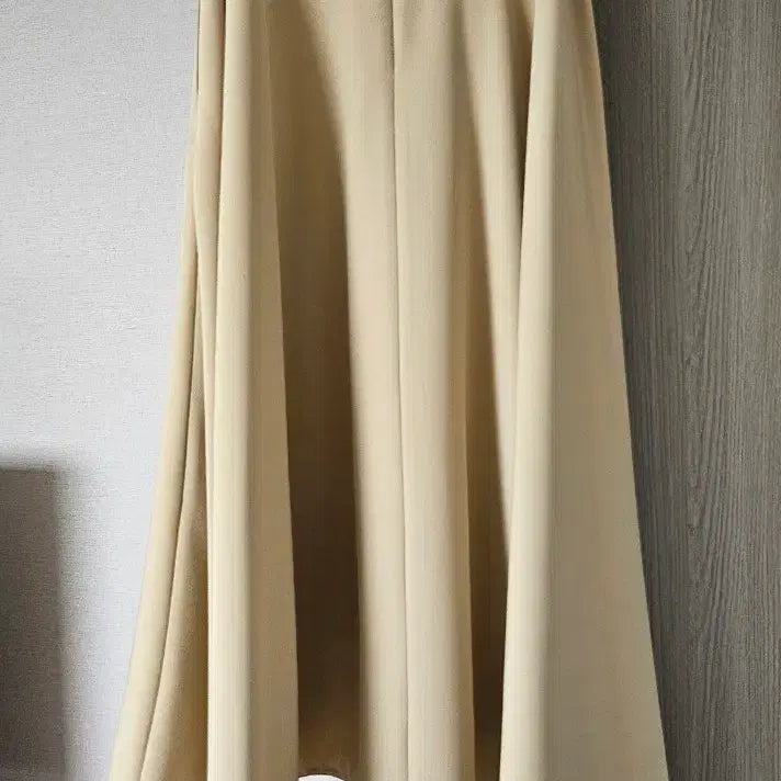 [BUNJANG] Long Beige Skirt / 여성 간절기 롱 스커트