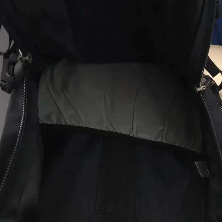 [BUNJANG] The North Face Voyager 40 Backpack Black / 노스페이스 Voyager 보이저 40 백팩 블랙