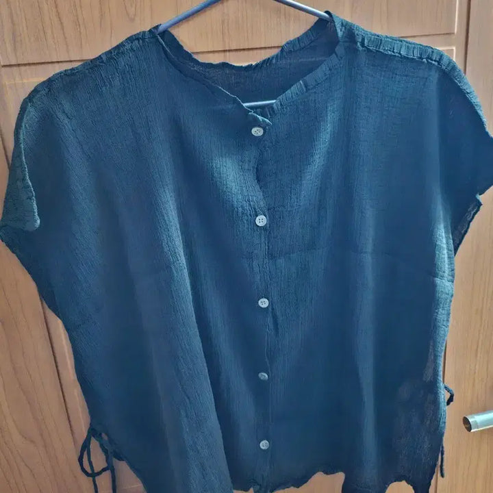 [BUNJANG] Issey Miyake Sheer Crepe Top Black / 미 이세이미야케 시스루크레페 탑 블랙