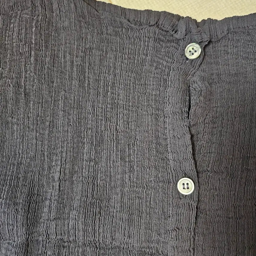 [BUNJANG] Issey Miyake See-through Crepe Top / 미 이세이미야케 시스루크레페 탑 블랙