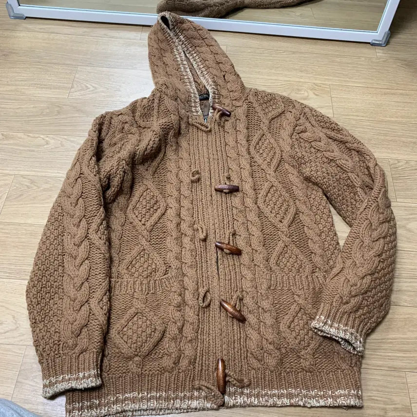 [BUNJANG] 1492miles Cable Knit Hooded Cardigan / 95)1492miles 꽈배기 니트 후드집업