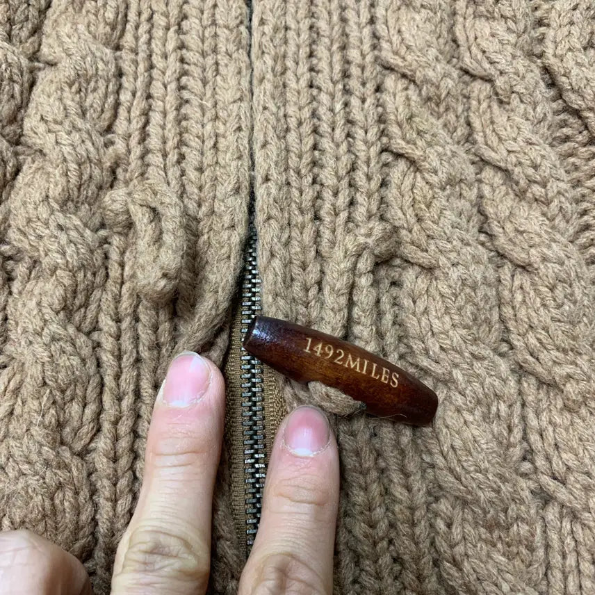 [BUNJANG] 1492miles Cable Knit Hooded Cardigan / 95)1492miles 꽈배기 니트 후드집업