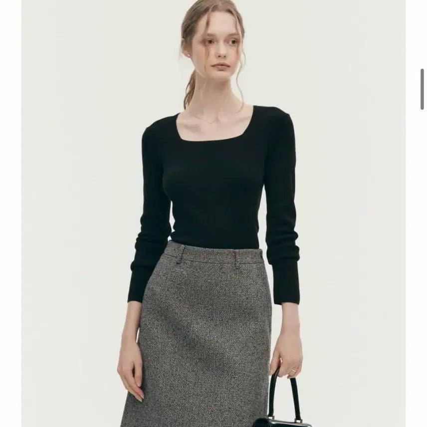 [BUNJANG] Sier Sure Square Neck Knit Top / 시에 슈어 스퀘어넥 니트 블랙