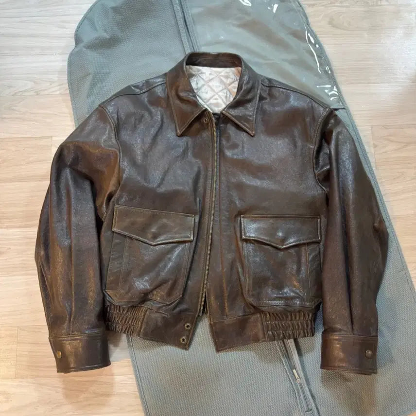 [BUNJANG] Cour Women A-2 Leather Jacket / 쿠어 우먼 베지터블 레더 A-2 자켓 브라운