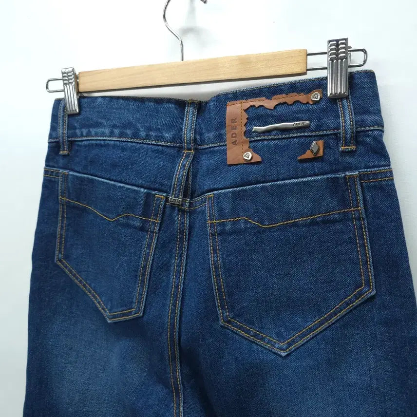 [SOLD OUT] (새상품) 아더에러 여성 톤 패치 진 (블루/26~27)