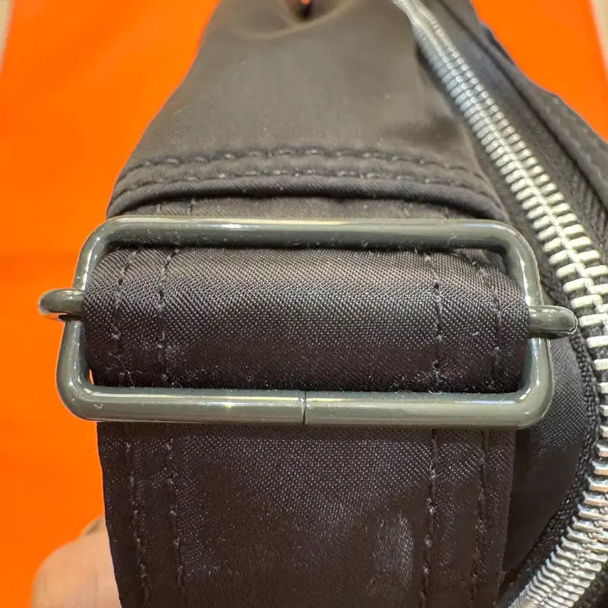 [BUNJANG] Porter Tanker Shoulder Bag (Large) - Black / 포터 탱커 숄더백 라지 블랙