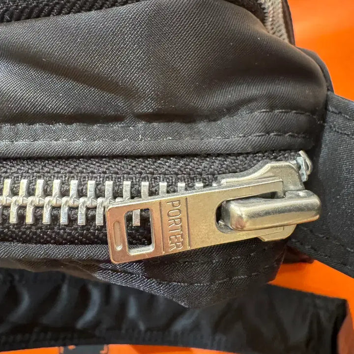 [BUNJANG] Porter Tanker Shoulder Bag (Large) - Black / 포터 탱커 숄더백 라지 블랙