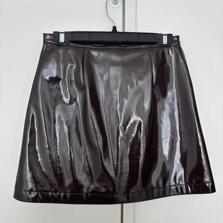 [BUNJANG] Egoist Enamel Eco-Leather Skirt M / 에고이스트 에나멜 에코레더 가죽 스커트 M