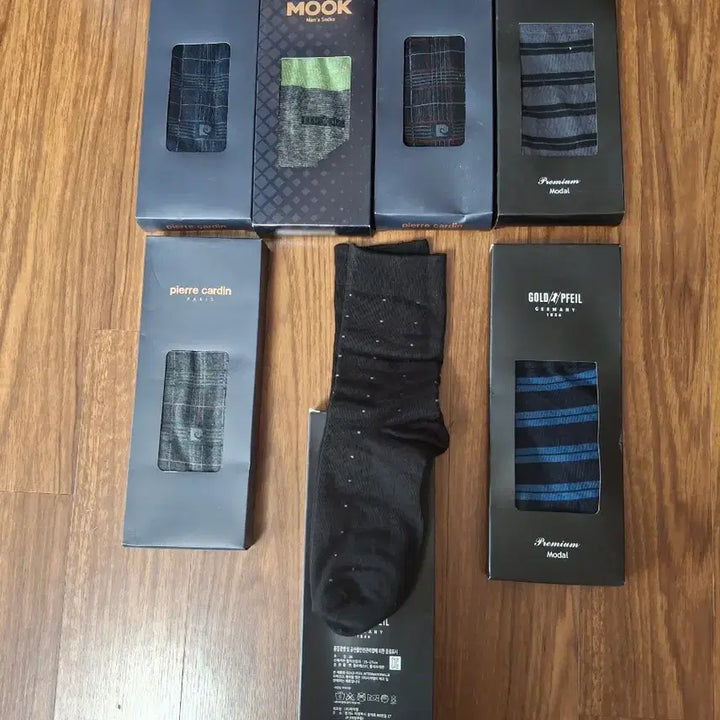 [BUNJANG] Pierre Cardin MOOK & Others Socks Bundle Set / 남성 양말 세트 (피에르가르뎅, MOOK외)7개  일괄 12000원