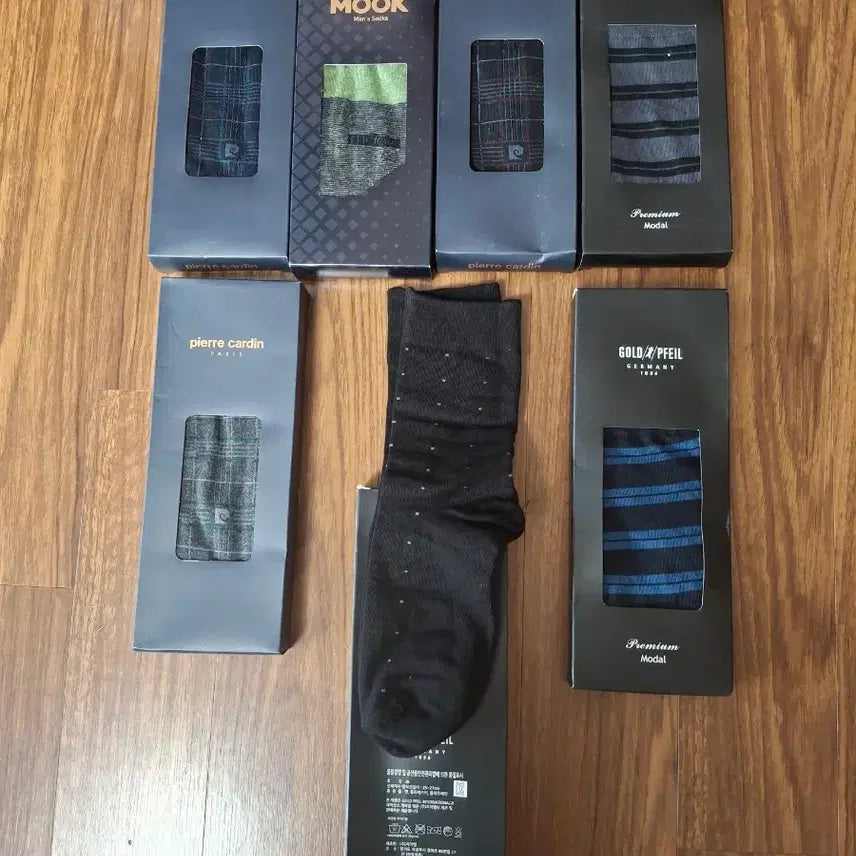 [BUNJANG] Pierre Cardin MOOK & Others Socks Bundle Set / 남성 양말 세트 (피에르가르뎅, MOOK외)7개  일괄 12000원
