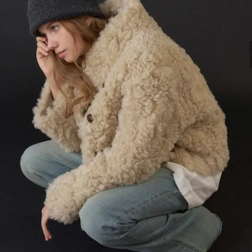 [BUNJANG] Headmanth Isabel Curly Fur Jacket Oatmeal / (마지막특가)헤더먼트 이자벨 컬리 퍼 자켓 오트밀크