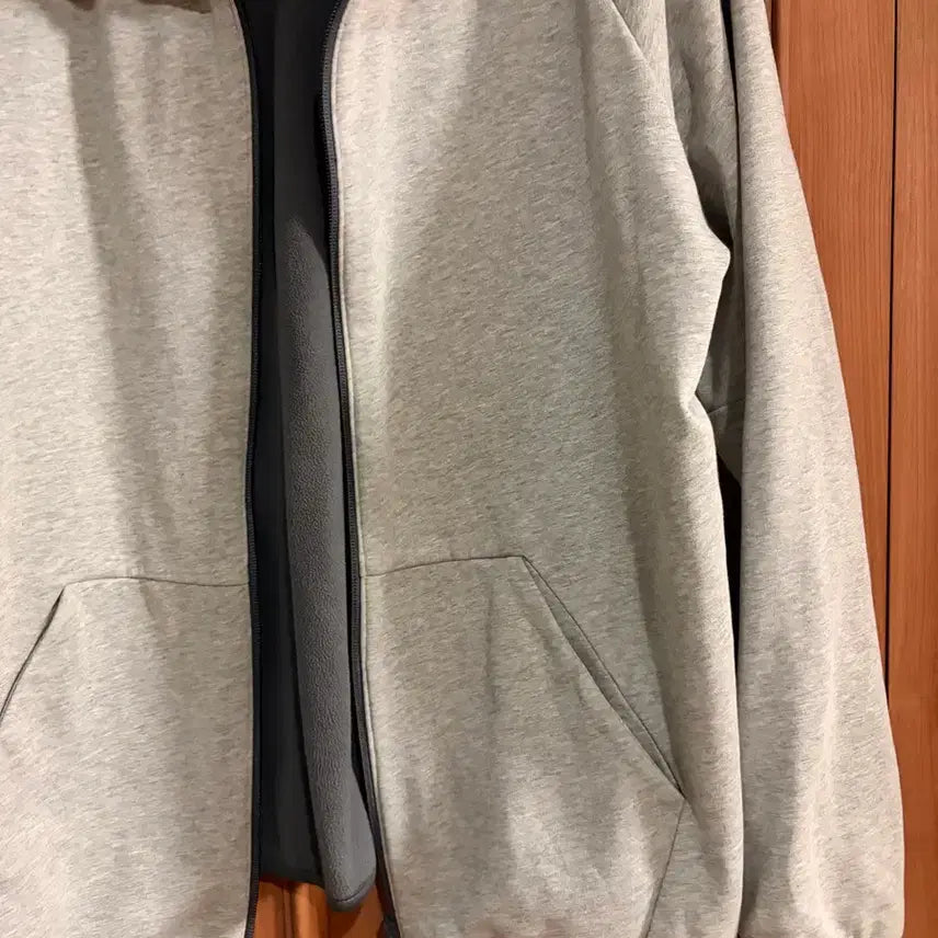 [BUNJANG] Uniqlo Hooded Zip-Up Unisex Jacket / 빅사이즈 유니클로 후드 집업 남여공용 여성